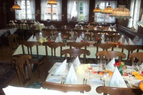 מלון באדן-באדן Gasthaus Linde מראה חיצוני תמונה