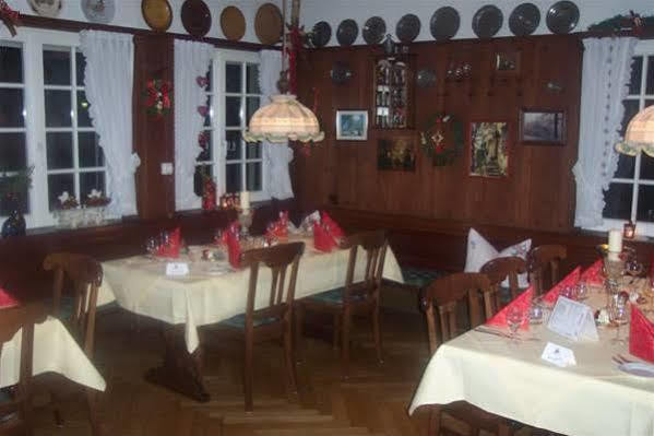 מלון באדן-באדן Gasthaus Linde מראה חיצוני תמונה